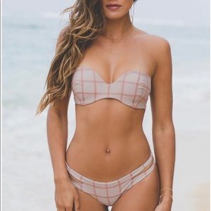 Acacia Coconuts Top with Baldwin Bottoms